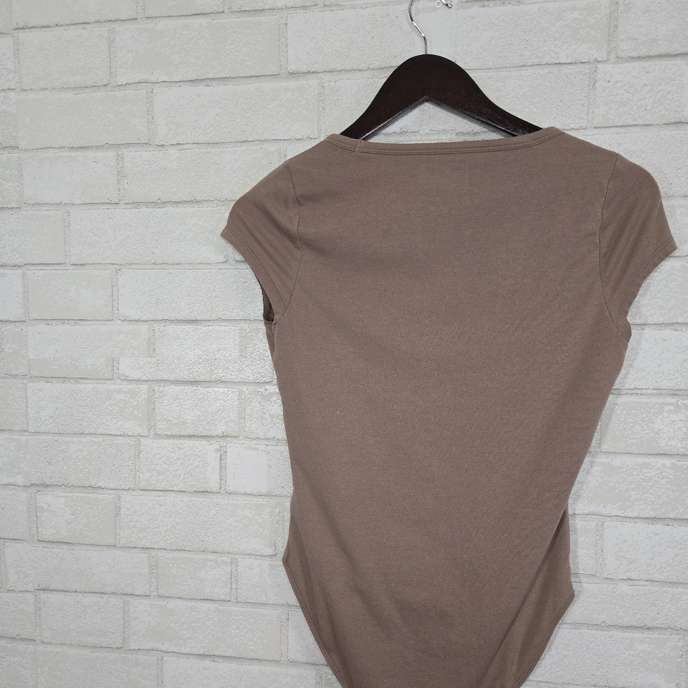 Old Navy bodysuit - Picture 13 of 13